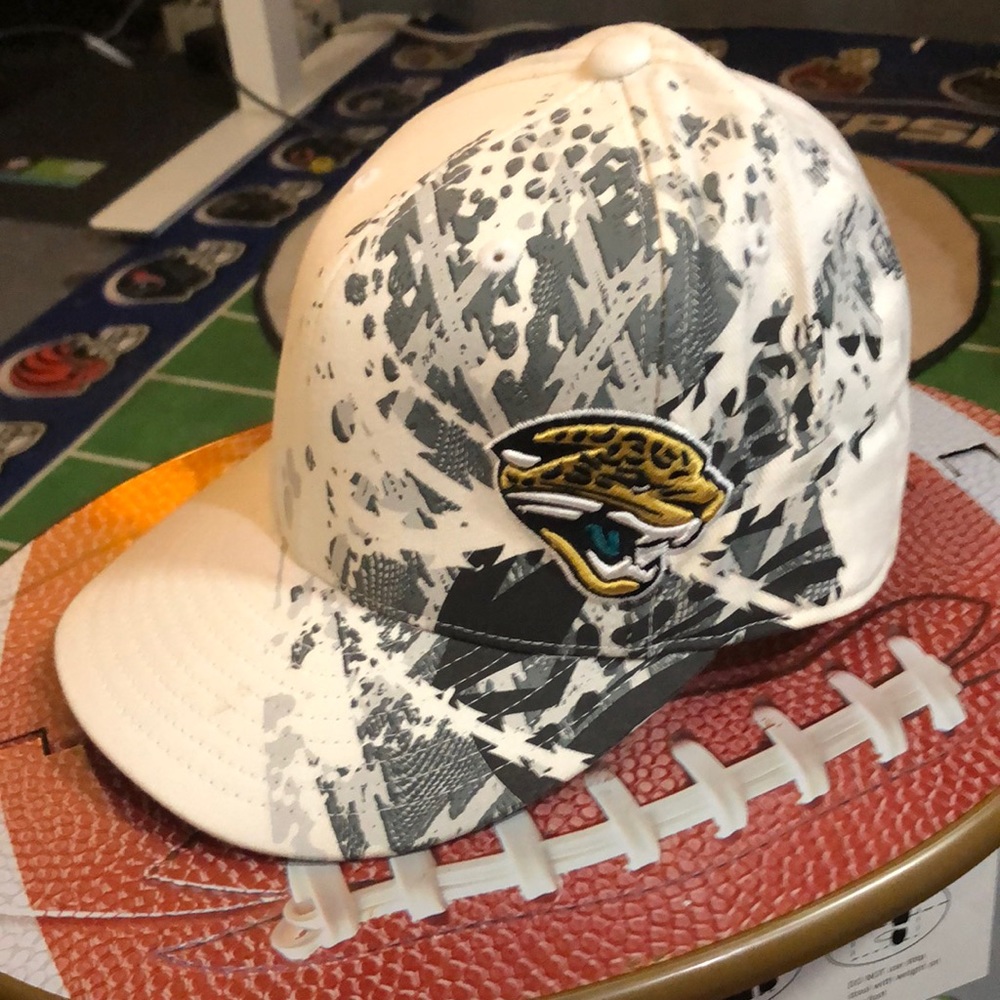 Jacksonville Jaguars NFL 210 Fitted Historic Logo Fitted Hat Cap Reebok M/L